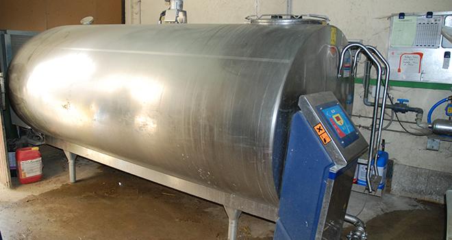  L'éleveur envoie un seul échantillon de lait de tank par la poste et récupère les comptages cellulaires de chacune de ses vaches quelques jours après.