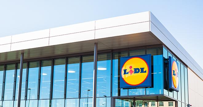 L’enseigne Lidl et Savencia Fromage & Dairy s’engagent pour la revalorisation de la filière laitière. ©dvoevnore/AdobeStock L’enseigne Lidl et Savencia Fromage & Dairy s’engagent pour la revalorisation de la filière laitière. ©dvoevnore/AdobeStock